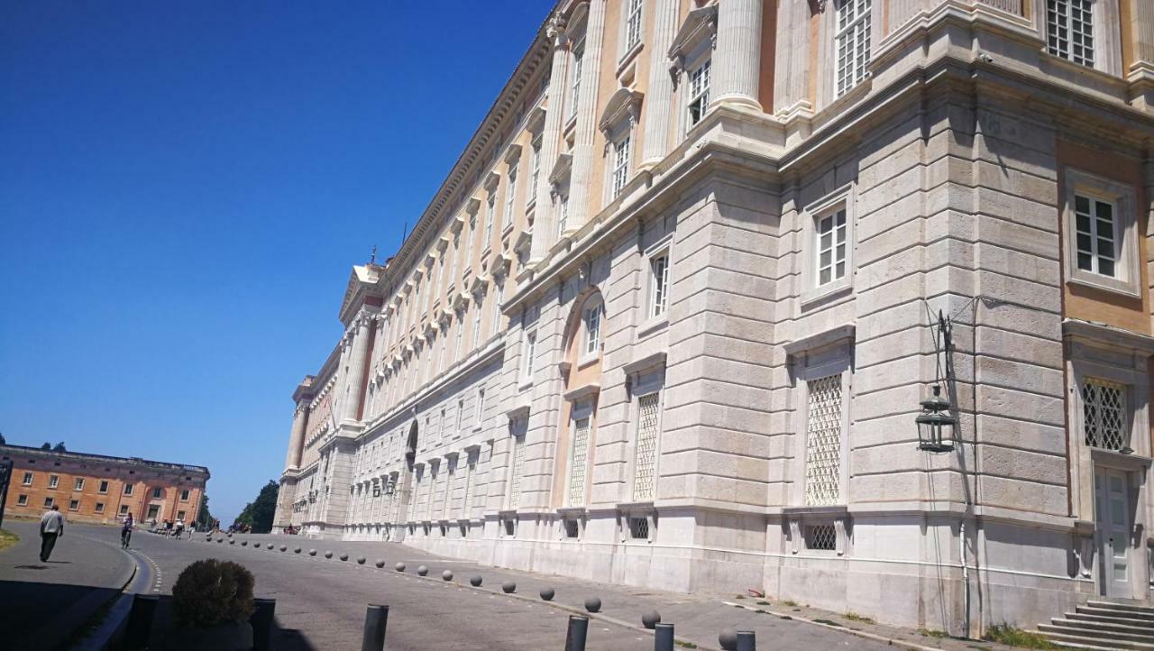 Reggiahome Apartment Caserta Exterior foto